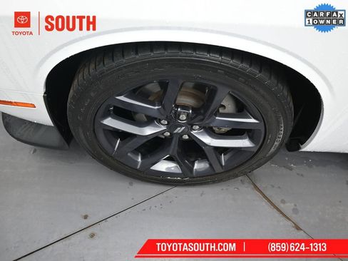 Used 2023 Dodge Challenger R/T w/ Blacktop Package image 31