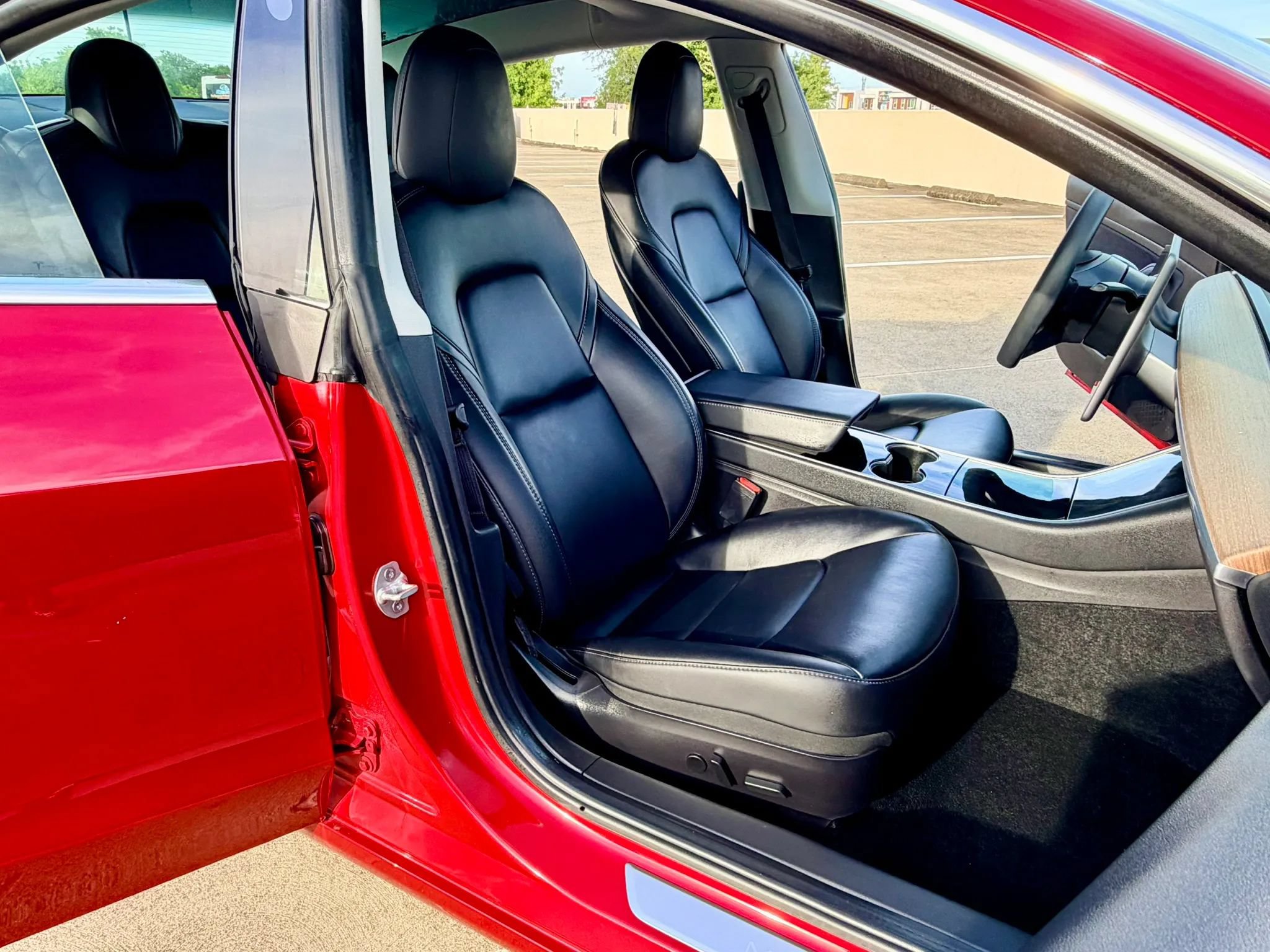 Used 2020 Tesla Model 3 Standard Range Plus RWD image 26