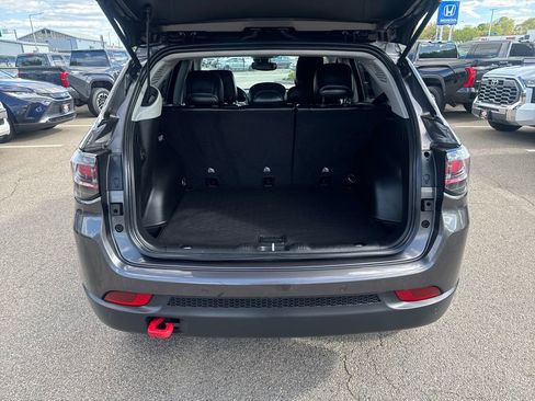 Used 2022 Jeep Compass Trailhawk w/ Trailhawk Elite Group AWD/4WD image 7