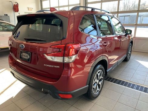 Used 2019 Subaru Forester Premium w/ All-Weather Package image 15