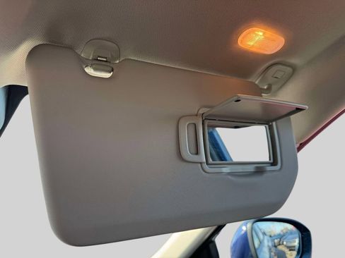 Certified 2025 Nissan Rogue SV image 31