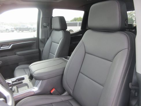 New 2026 GMC Sierra 1500 SLT w/ SLT Premium Plus Package image 15