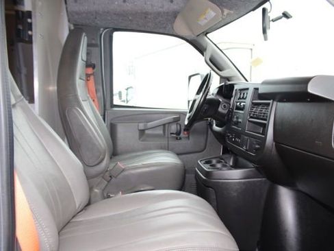 Used 2023 Chevrolet Express 3500 w/ Power Convenience Package image 36