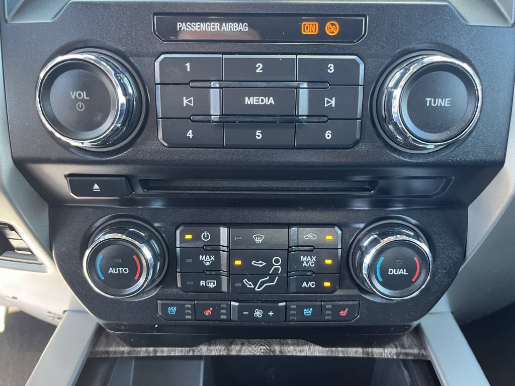 Used 2018 Ford F250 Lariat w/ Tow Technology Bundle AWD/4WD image 25