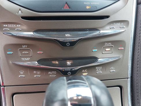 Used 2011 Lincoln MKX AWD w/ 102A Rapid Spec Order Code image 21