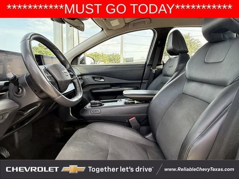 Used 2023 Nissan Ariya AWD image 29
