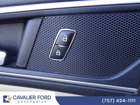 Certified 2023 Ford Edge SEL w/ Convenience Package AWD/4WD image 16