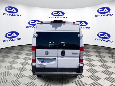 Used 2023 RAM ProMaster 2500 FWD image 5
