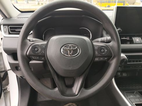 Used 2024 Toyota RAV4 LE image 7
