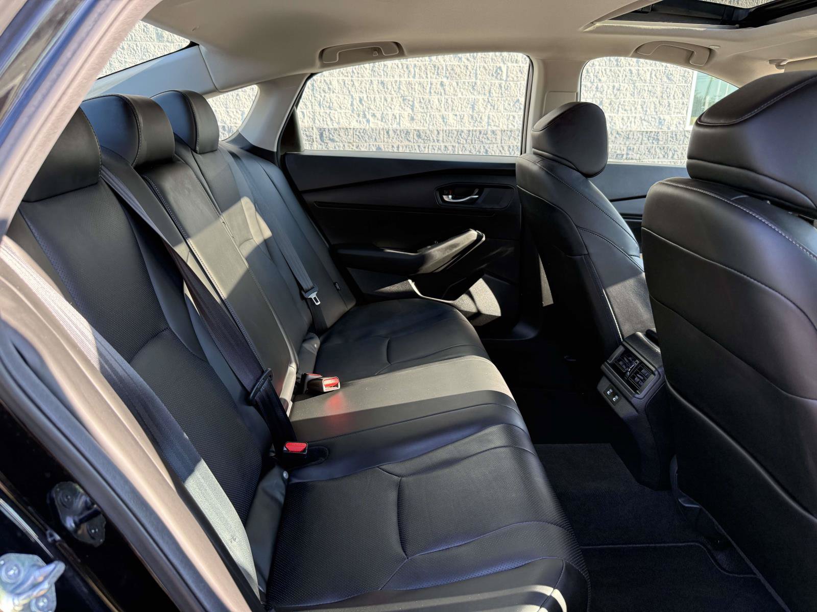 Used 2024 Honda Accord EX-L image 16