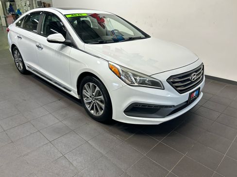 Used 2017 Hyundai Sonata Sport w/ Value Edition Package 02 FWD image 2