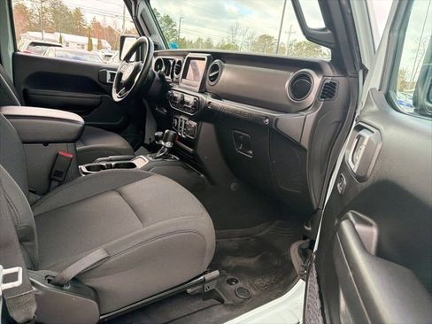 Used 2023 Jeep Wrangler Willys image 15