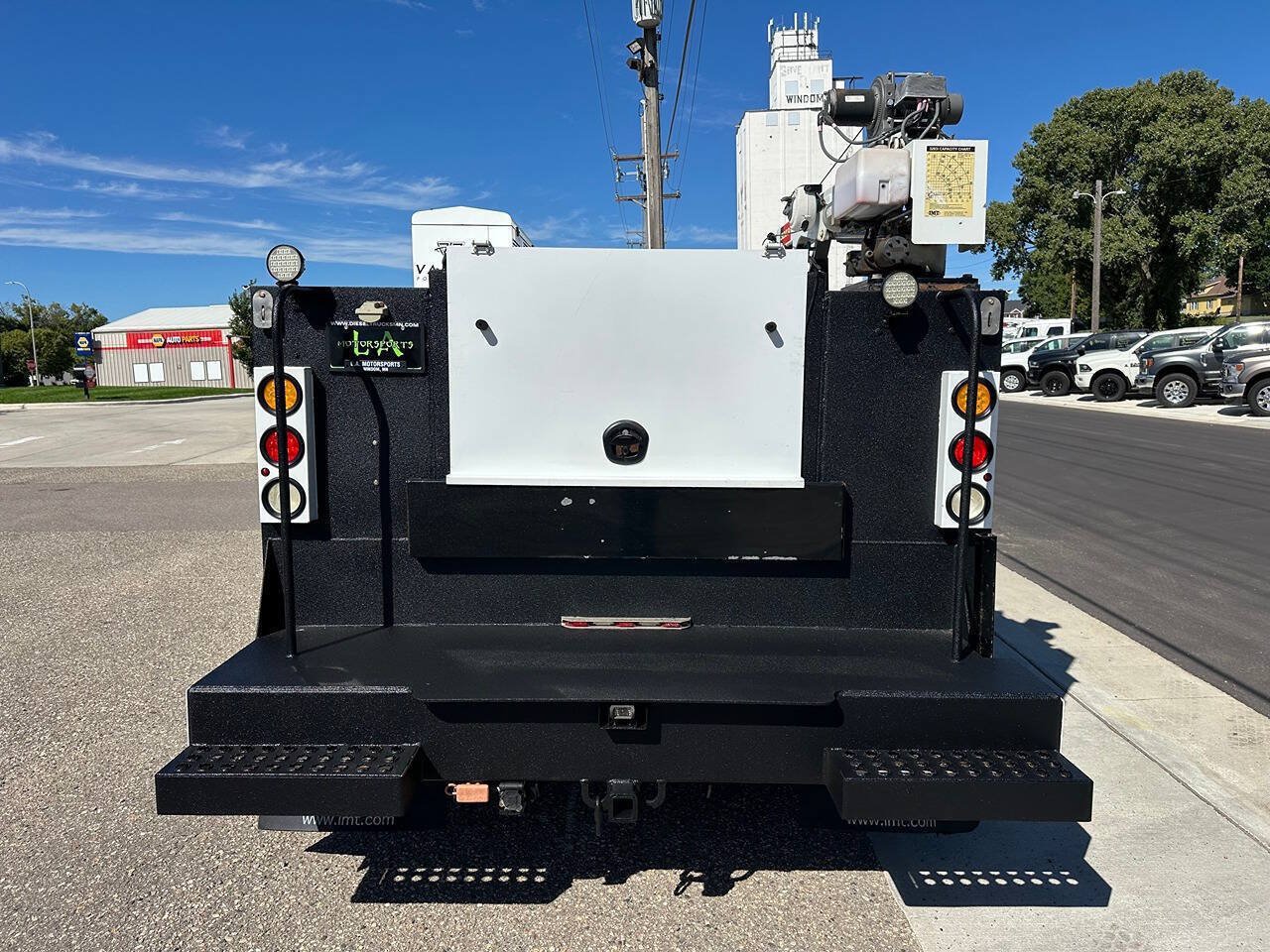 Used 2018 Ford F550 4x4 Regular Cab Super Duty image 4
