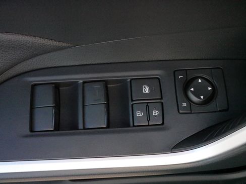 Certified 2025 Toyota RAV4 LE image 19