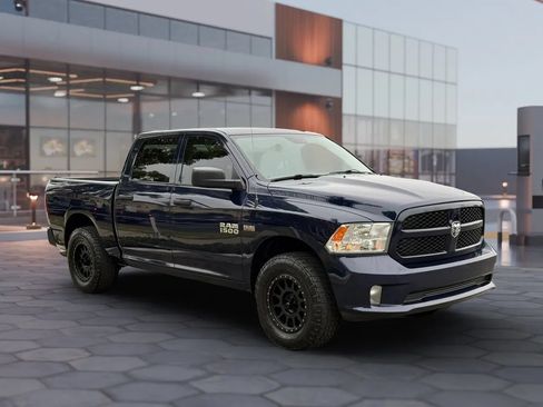 Used 2018 RAM 1500 Express w/ Express Value Package RWD image 8