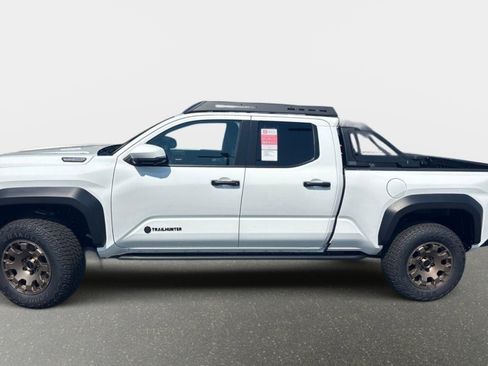 New 2025 Toyota Tacoma 4x4 Double Cab Hybrid image 3