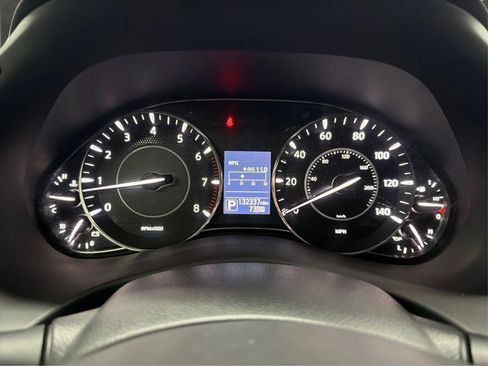 Used 2019 Nissan Armada Platinum w/ Captain's Chairs Package RWD image 34