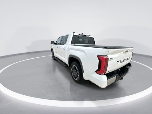 Used 2025 Toyota Tundra Limited AWD/4WD image 6