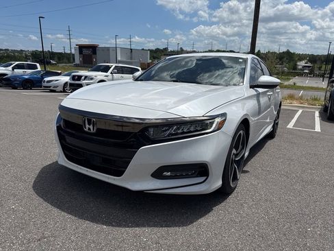 Used 2019 Honda Accord Sport image 5