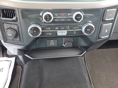 Used 2025 Ford F150 XLT w/ Equipment Group 301A Standard AWD/4WD image 30
