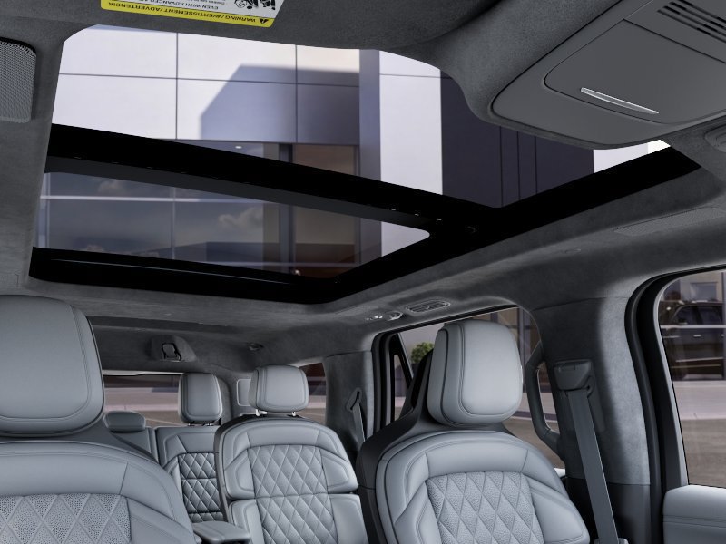 New 2027 Lincoln Navigator Black Label w/ Black Label Special Edition AWD/4WD image 22