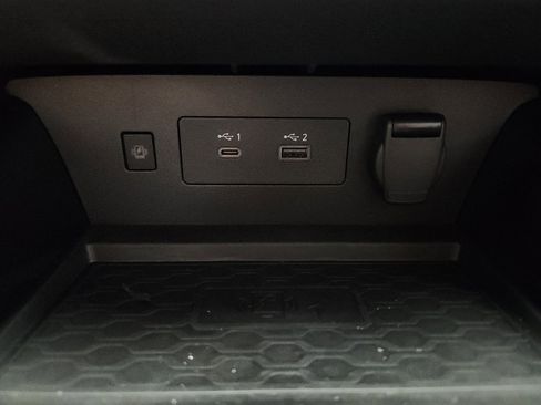 Used 2024 Nissan Altima 2.5 SV w/ SV Premium Package image 25