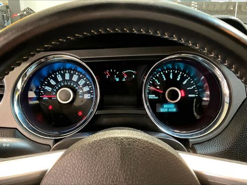 Used 2014 Ford Mustang V6 w/ Equipment Group 102A image 25