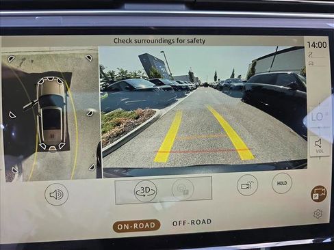 New 2025 Land Rover Range Rover Long Wheelbase SE image 25