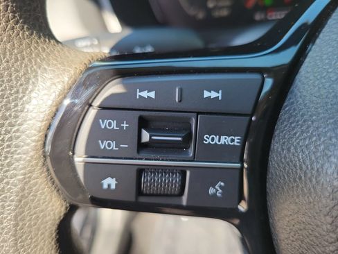 Used 2025 Honda Civic LX image 29