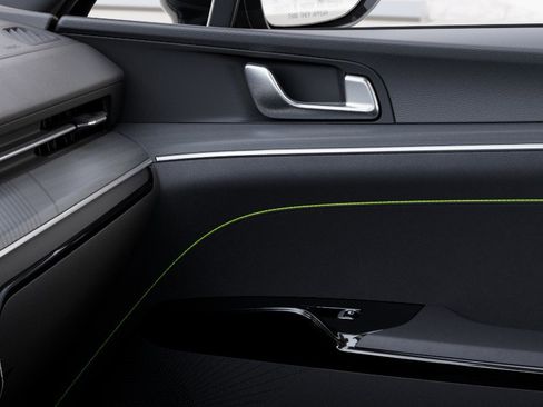 New 2026 Kia K5 GT FWD image 25