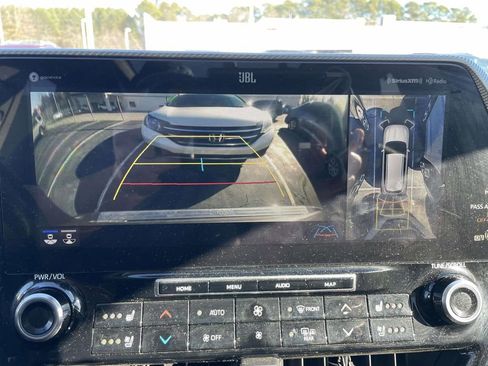 Used 2021 Toyota Highlander Platinum image 39