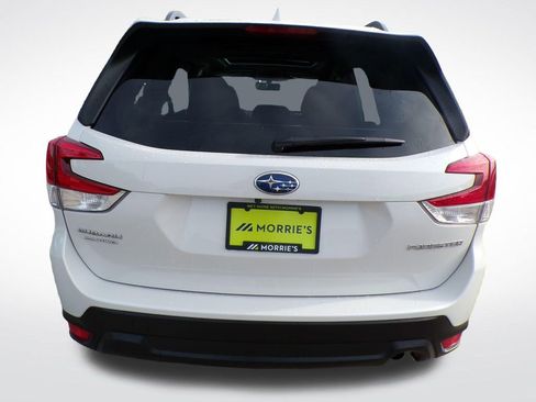 Used 2023 Subaru Forester Premium AWD/4WD image 5