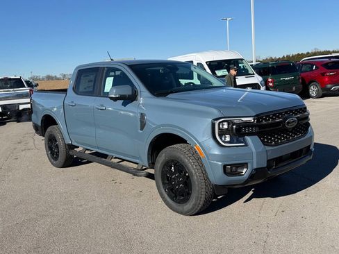 New 2025 Ford Ranger Lariat w/ FX4 Off-Road Package image 2