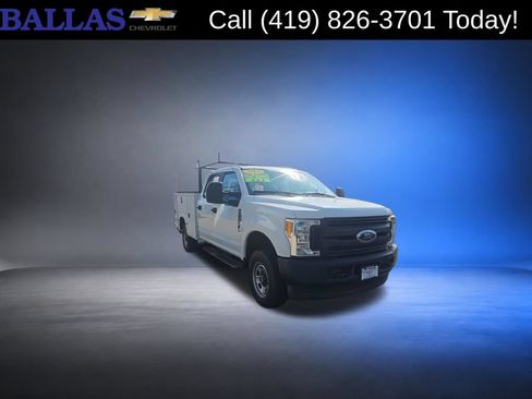 Used 2017 Ford F350 XL AWD/4WD image 2