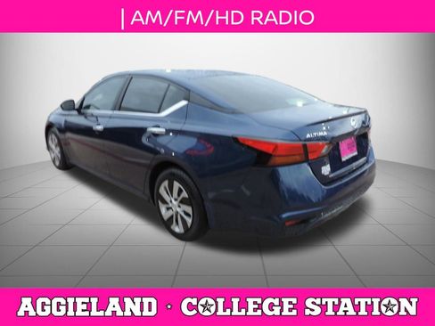 Used 2021 Nissan Altima 2.5 S FWD image 6