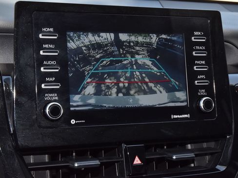 Used 2022 Toyota Camry LE FWD image 27