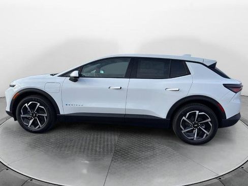 New 2026 Chevrolet Equinox EV LT image 8