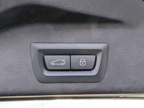 Used 2024 BMW X5 xDrive40i w/ Premium Package image 35