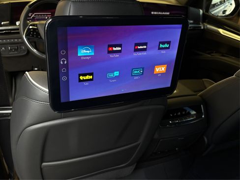 Used 2026 Cadillac Escalade Sport w/ LPO, ONYX Package image 22