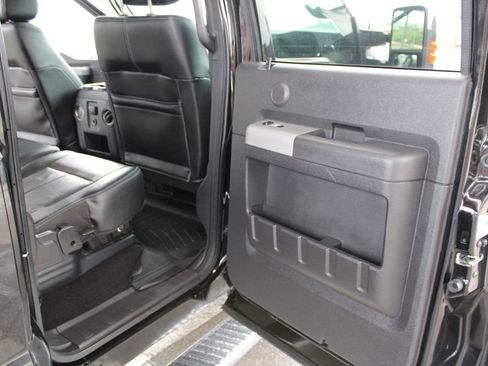 Used 2016 Ford F250 Lariat w/ Lariat Ultimate Package AWD/4WD image 15