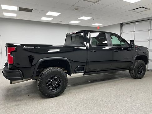 Used 2025 Chevrolet Silverado 2500 ZR2 w/ ZR2 Bison Edition AWD/4WD image 11