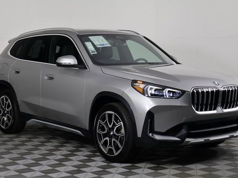 Used 2025 BMW X1 xDrive28i w/ Convenience Package image 3
