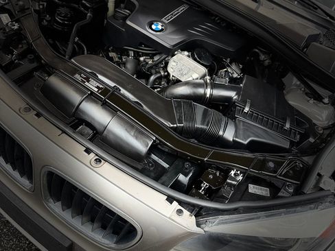 Used 2014 BMW X1 xDrive28i AWD/4WD image 10