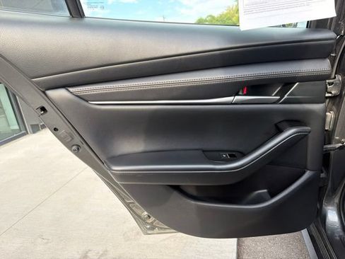 Used 2025 MAZDA MAZDA3 s FWD image 15
