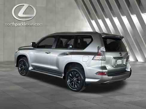 Certified 2022 Lexus GX 460 Premium w/ Premium Package AWD/4WD image 2