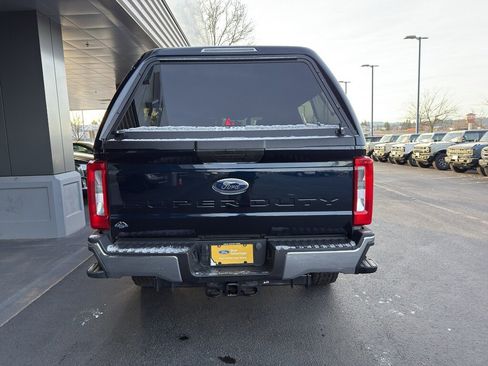 Used 2024 Ford F250 XLT image 5