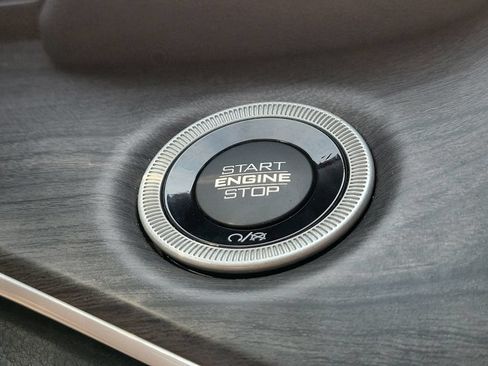 Certified 2022 Jeep Grand Cherokee Limited AWD/4WD image 30
