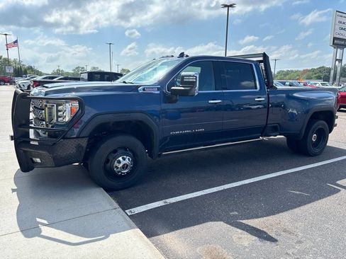 Used 2021 GMC Sierra 3500 Denali w/ Denali Ultimate Package AWD/4WD image 1
