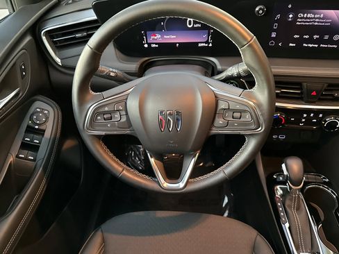 Used 2024 Buick Encore GX Preferred image 17