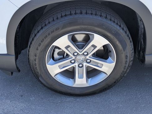 Certified 2025 Honda Pilot EX-L image 13
